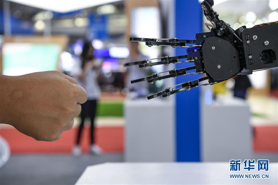 （科技）（2）高新技术与装备展亮相中阿博览会