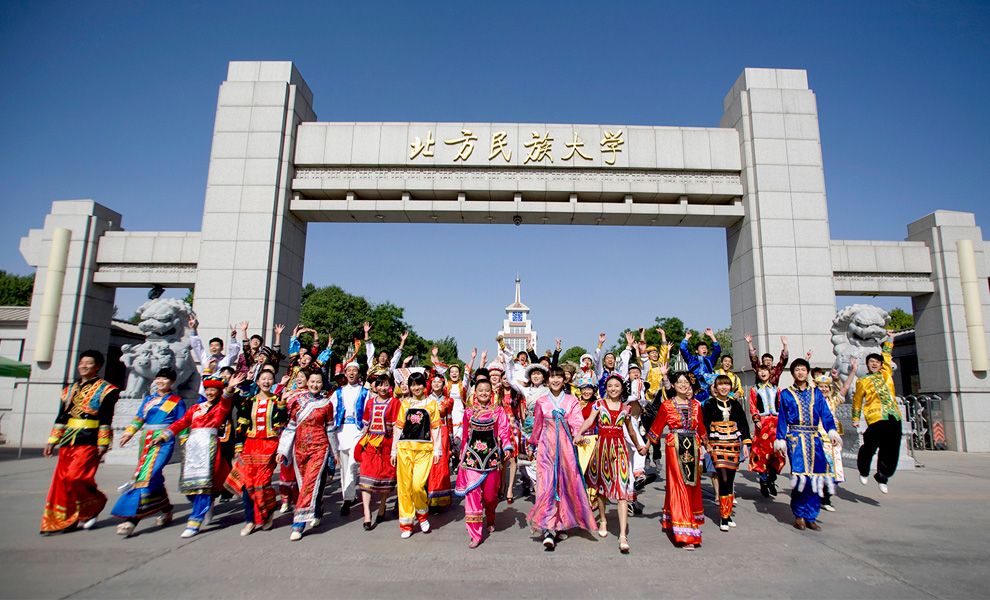 北方民族大学三十周年华诞-新华网宁夏频道