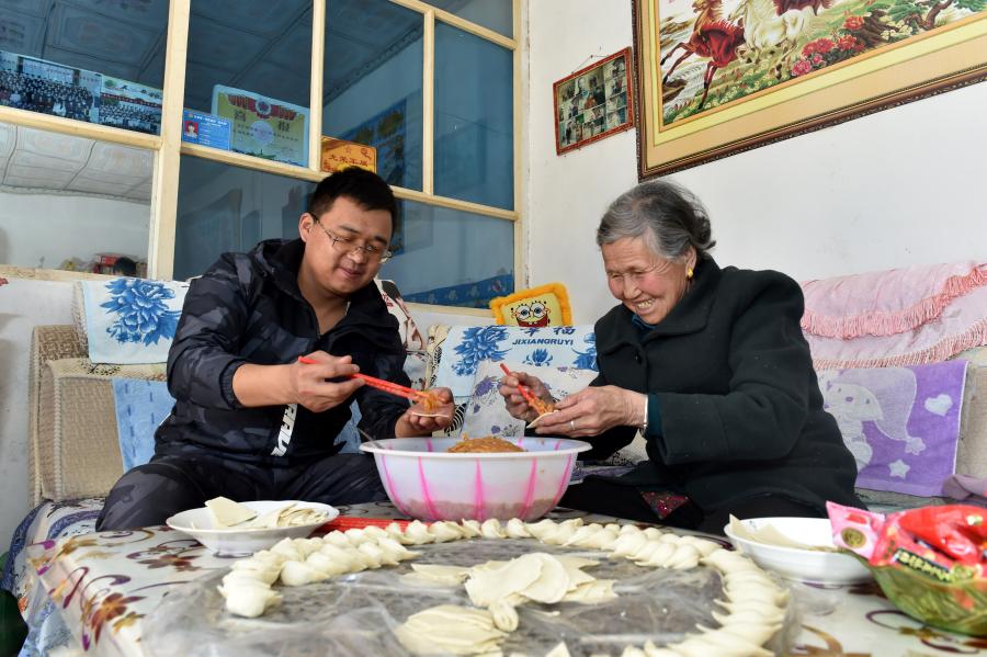 固原河川乡：养牛脱贫户欢喜迎牛年